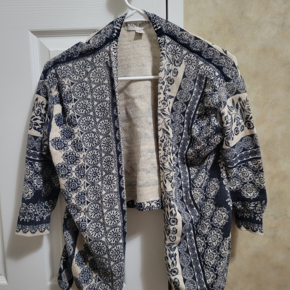 Woman's cardigan